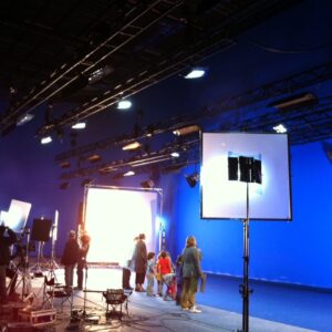 Toshiba-commercial-Paris31-300×300