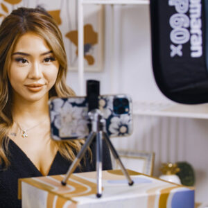 RED_KOMODO_1.06_05_43_07.Still033-2-1000×750-1-300×300